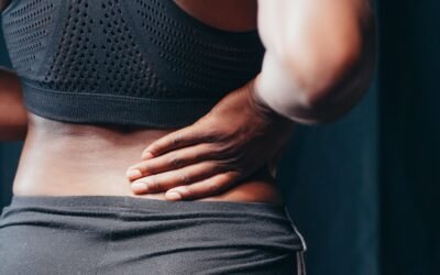 Mal de dos : les erreurs qui entretiennent la douleur au quotidien